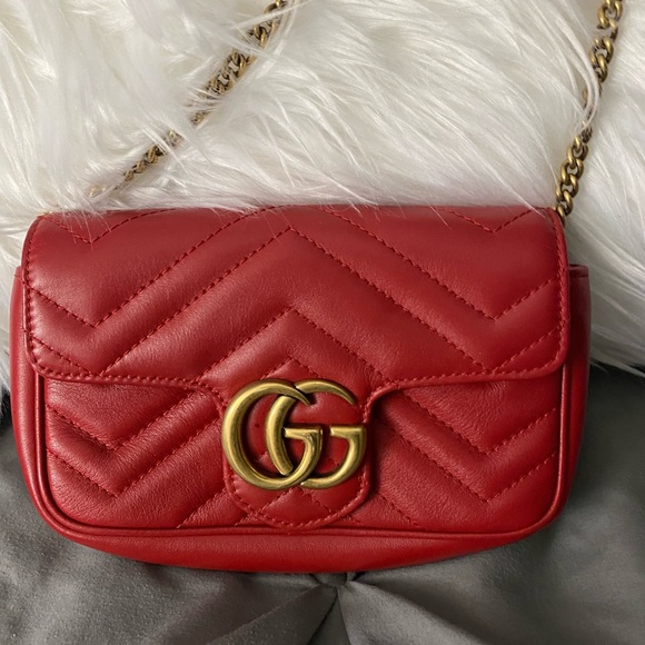 SOLD Red GG Marmont matelassé mini chain shoulder bag - Picture 2 of 6